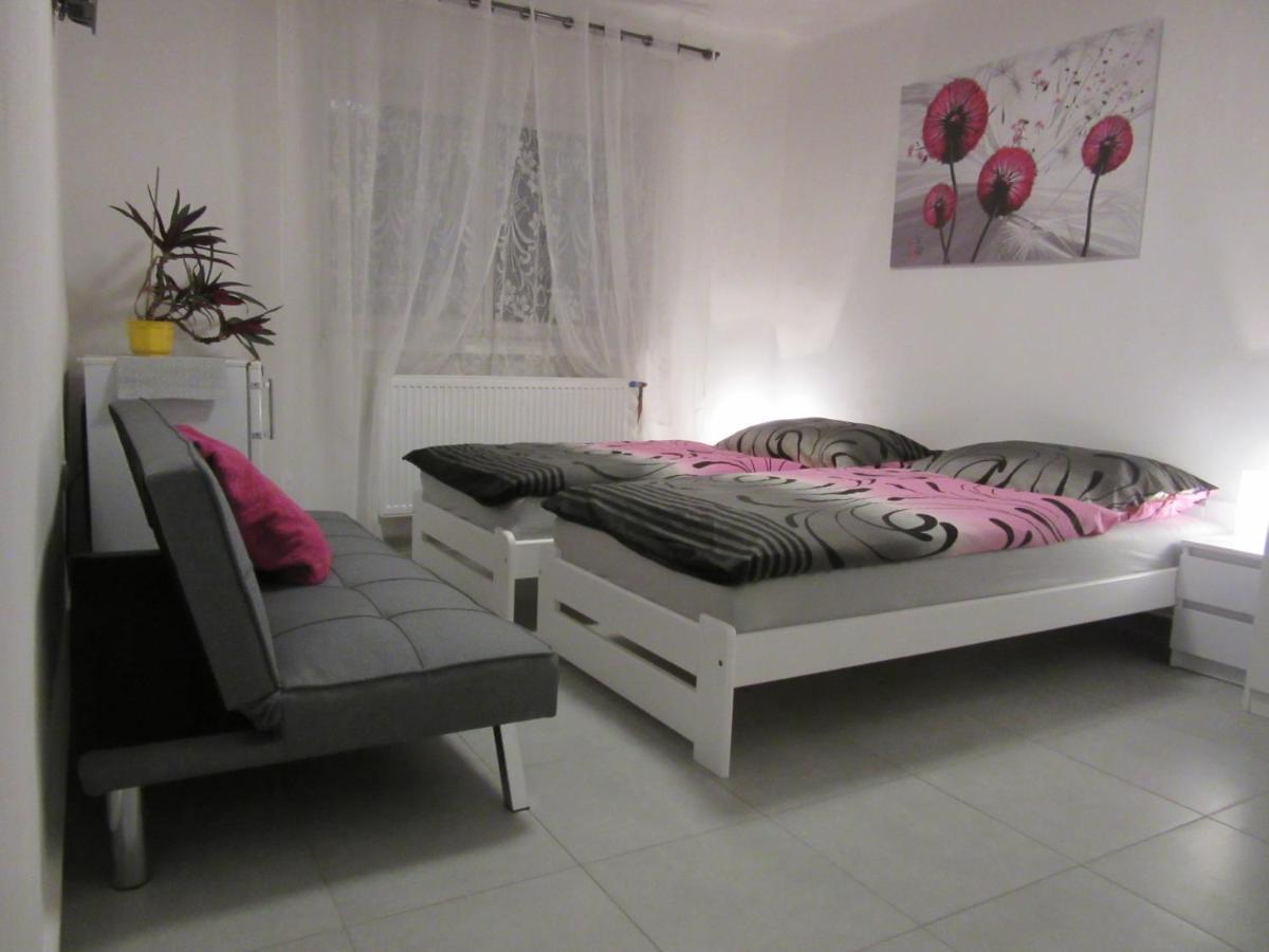 Vila Rybnicek Brada Luaran gambar